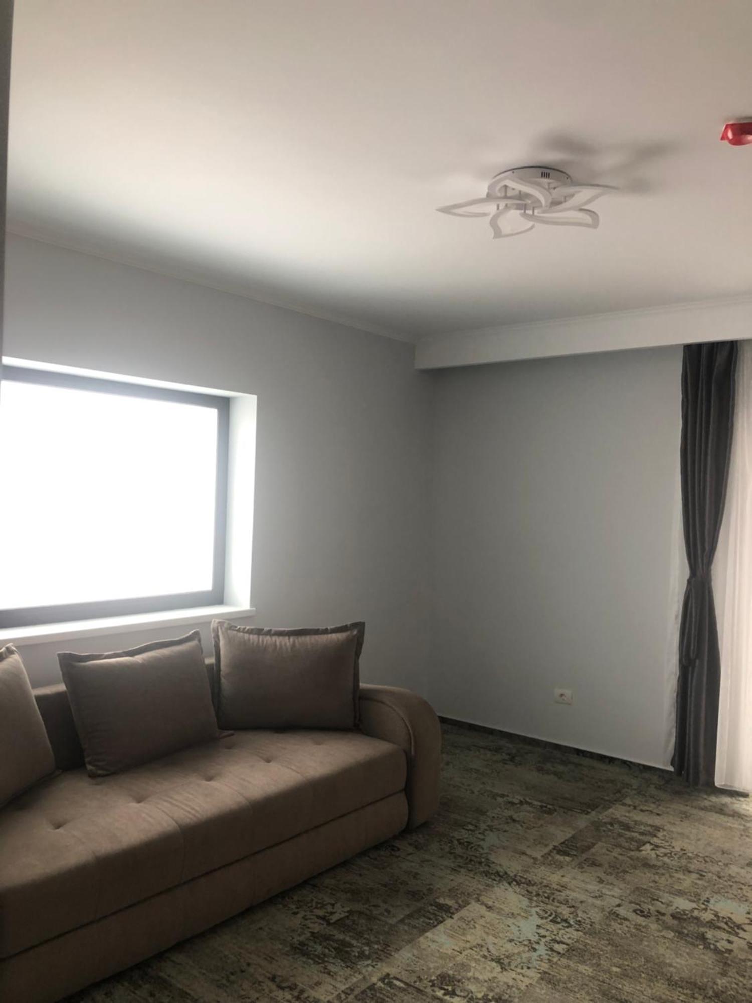 Sub Cetate Hotel Rîşnov Kültér fotó