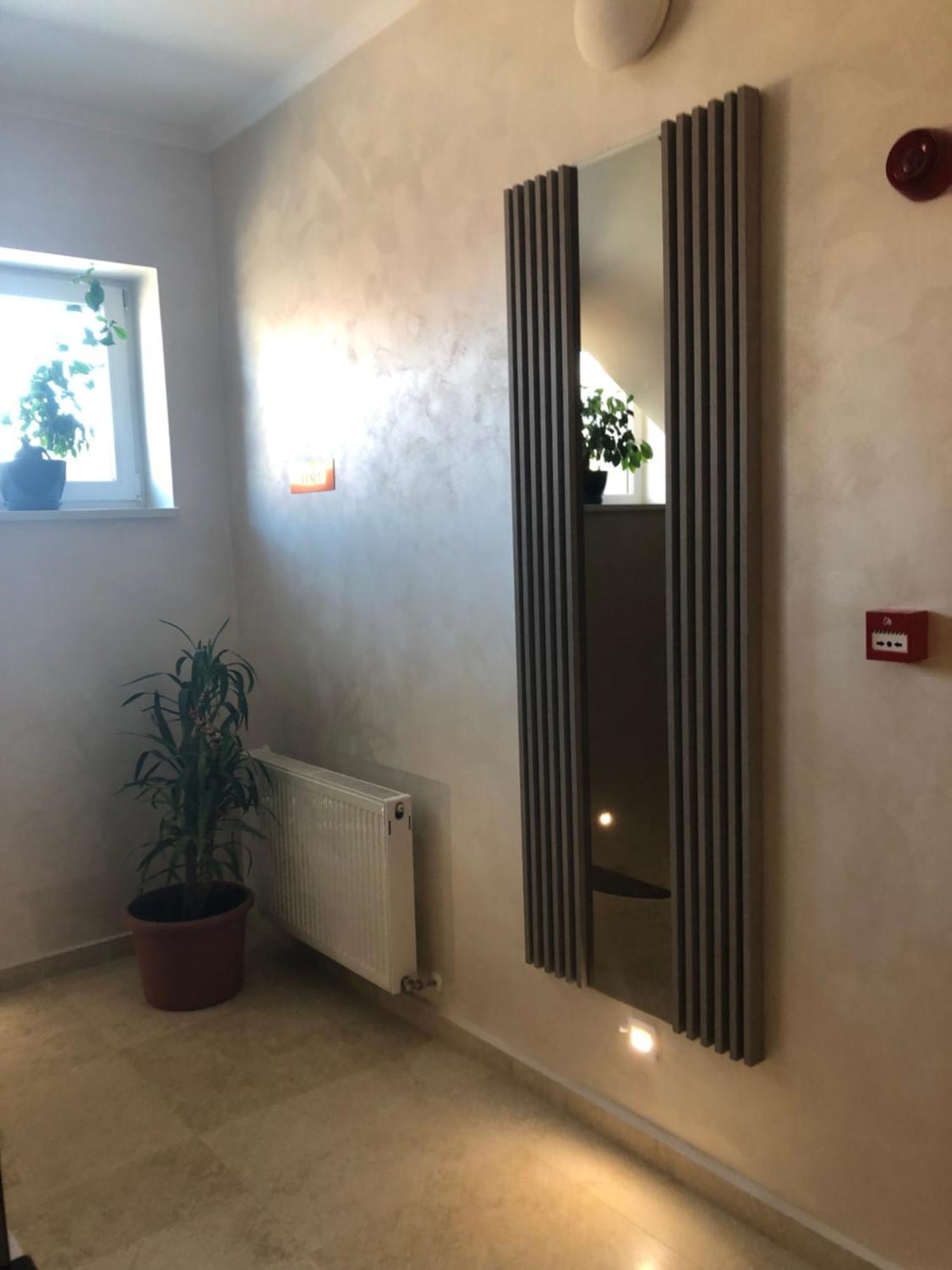 Sub Cetate Hotel Rîşnov Kültér fotó